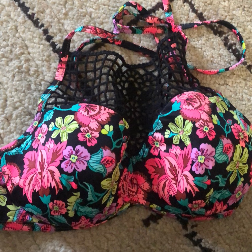 Never worn bikini top